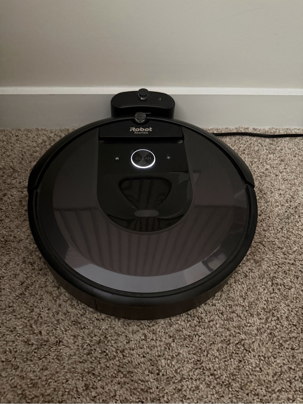 iRobot Roomba Robot Vacuum - Black - Smart Automated Cleaning